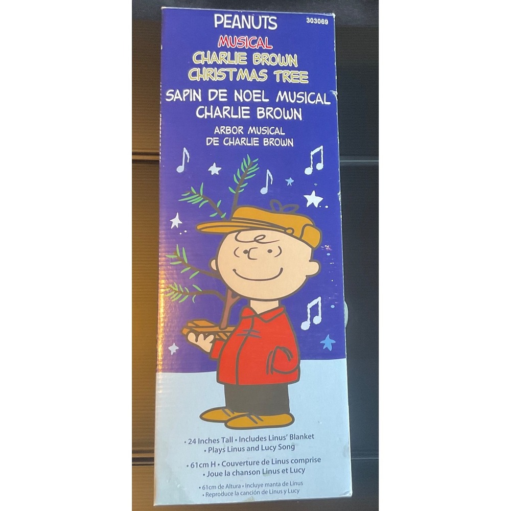 CHARLIE BROWN 24" CHRISTMAS TREE W/ LINUS BLANKET PLAYS MUSIC NEW IN BOX